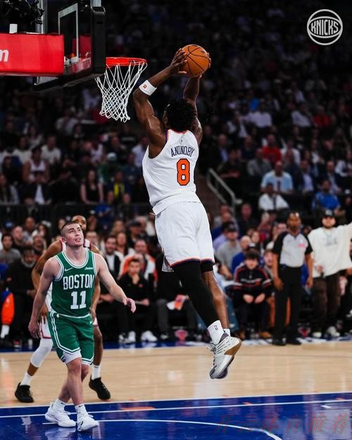 开云体育官方网站：七人得分上双 热火力克尼克斯