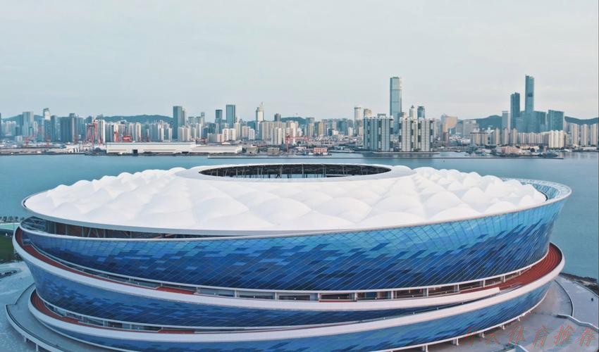 开云体育官方网站：大连梭鱼湾足球场项目建设持续推进 文体旅产业深度融合发展