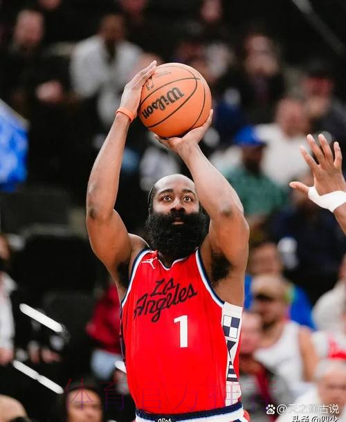 哈登关键时刻连突带罚得到4分,快船领先2分比赛剩余36.9秒 哈登关键时刻连突带罚得到4分,快船领先2分比赛剩余36.9秒